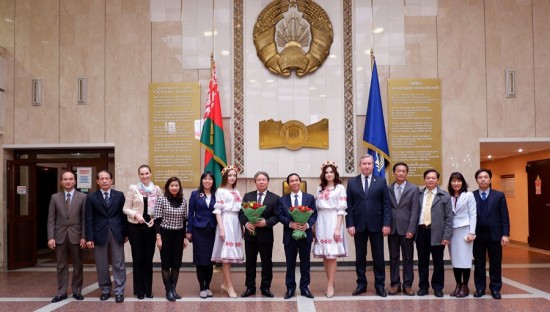 Đoàn Giám đốc Học viện đi nghiên cứu, khảo sát tại Bê-la-rút, năm 2018