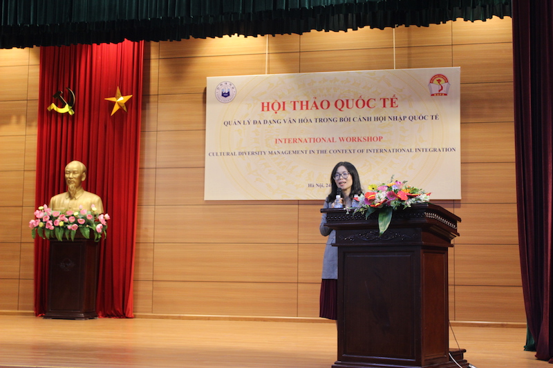 Assoc.Prof.Dr. Bui Thanh Thuy, University of Culture, presenting at the workshop