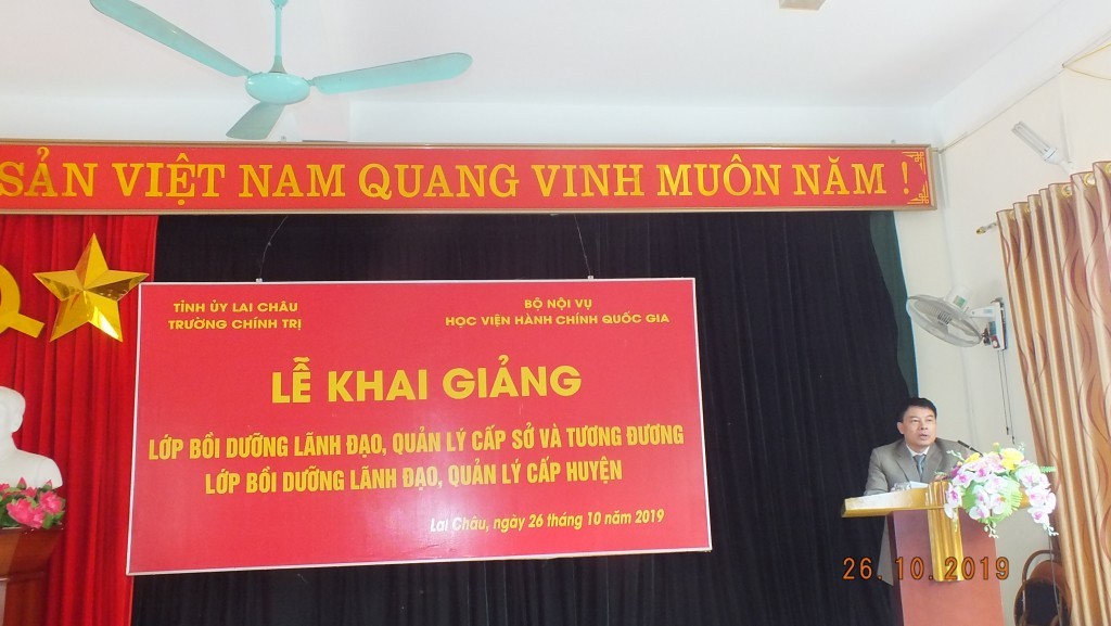 Mr. Tong Dang Hung, Deputy Director, Department of Refresher Training Management, NAPA