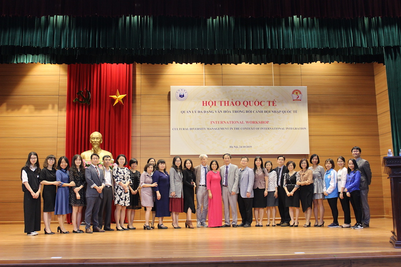 Photo of workshop participants of the Session 3