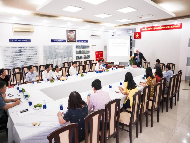 Discussion in the seminar