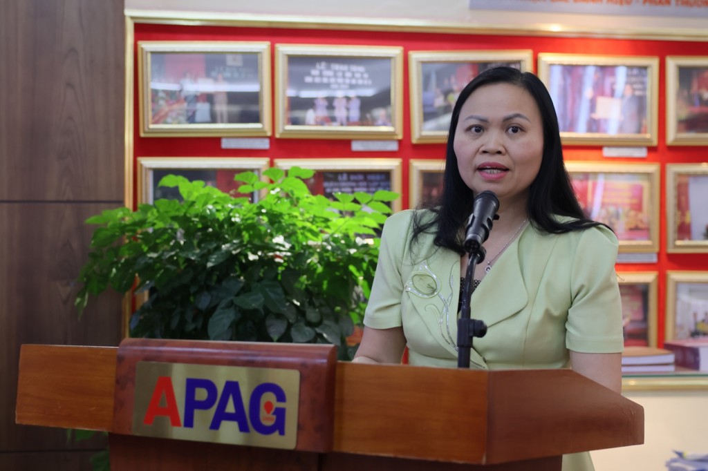Assoc. Prof. Dr. Nguyen Thi Thu Ha, Dean of the Faculty of Interdisciplinary Studies–Foreign Languages–IT, APAG.