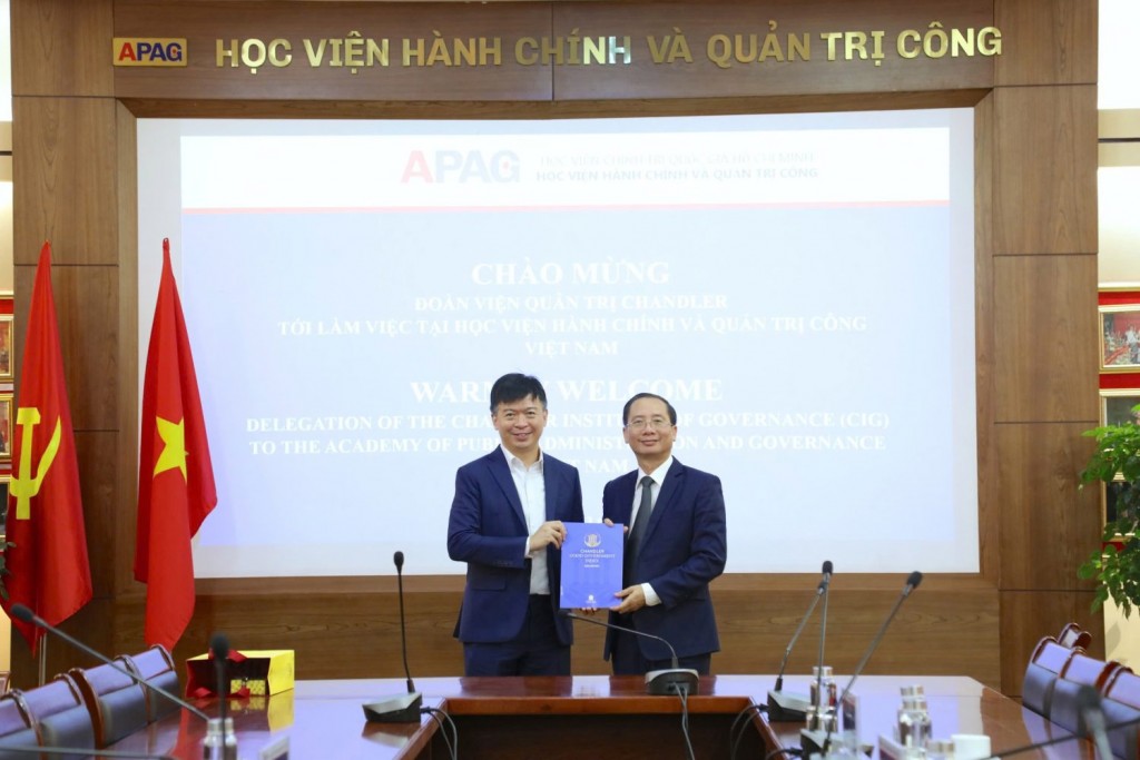 The working session reaffirmed the strong determination and commitment to cooperation between CIG and APAG.