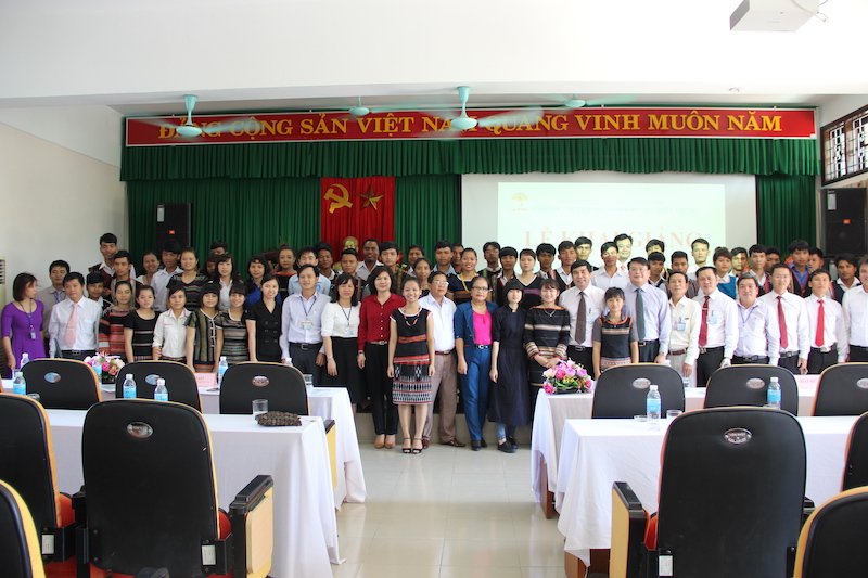 Khai giảng lớp Đại học Hành chính hệ Chính quy Cử tuyển KCT3 mở tại Phân viện Huế niên khóa 2015-2019 (ngày 16/11/2015)