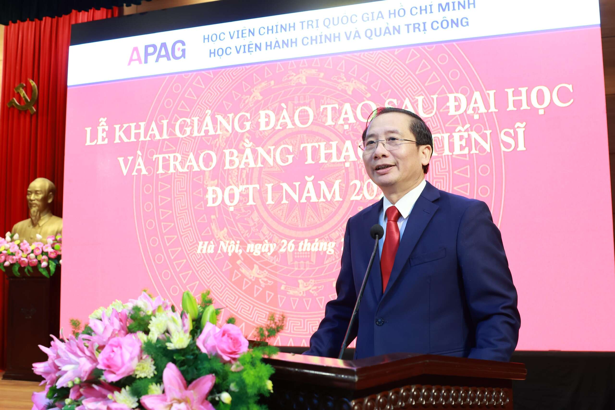 Học viện Hành chính và Quản trị công sẽ luôn đồng hành, hỗ trợ học thuật, thảo luận khoa học nghiêm túc và là môi trường tiếp sức cho đam mê nghiên cứu của các học viên, nghiên cứu sinh