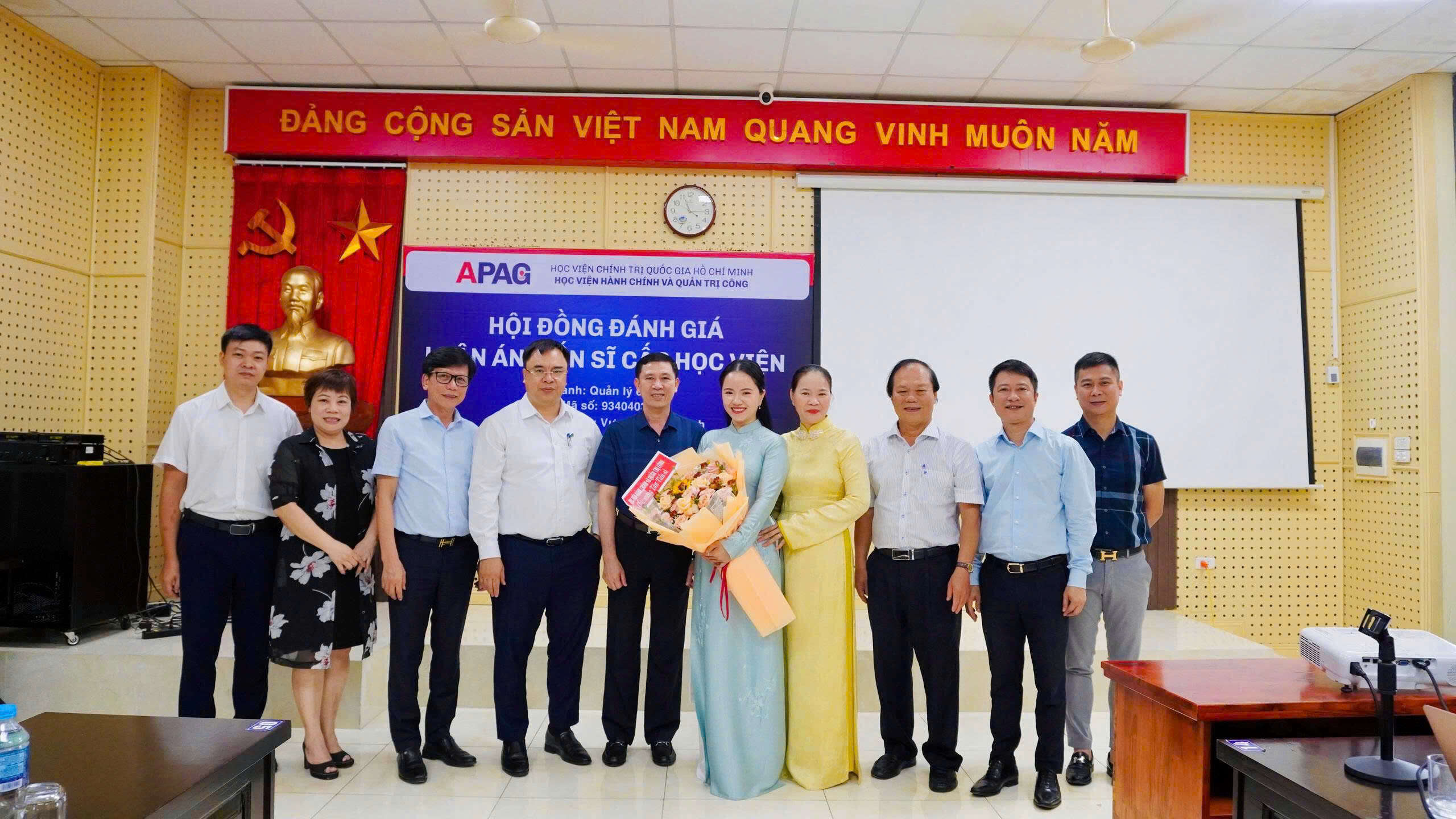 Bảo vệ Luận án Tiến sĩ cấp Học viện: Quản lý nhà nước về giảm nghèo bền vững tại các thành phố trực thuộc Trung ương Việt Nam, nghiên cứu thực tiễn tại Thành phố Hồ Chí Minh
